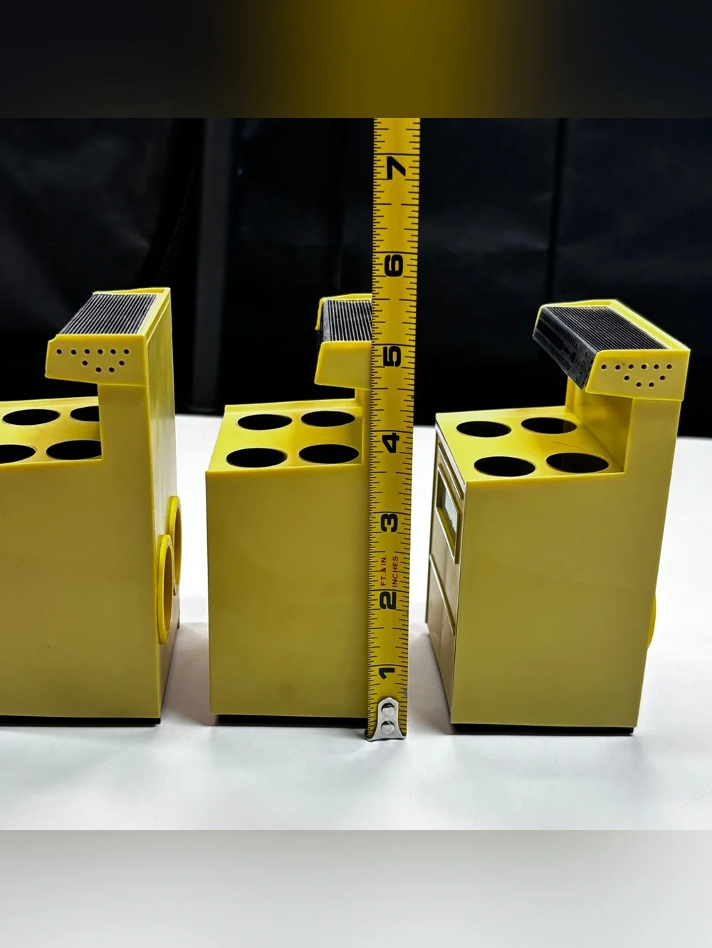 Tappan Yellow Stove Range Plastic 2 Salt & Pepper Shakers 1 Salesman Sample Vtg